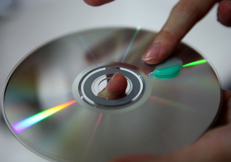 Comment éliminer les rayures d'un disque avec vos propres mains