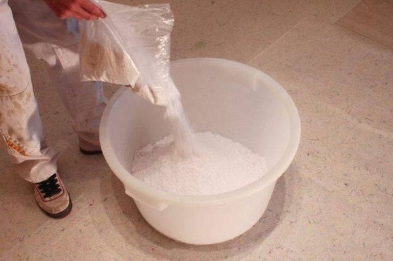 Comment élever du papier peint liquide